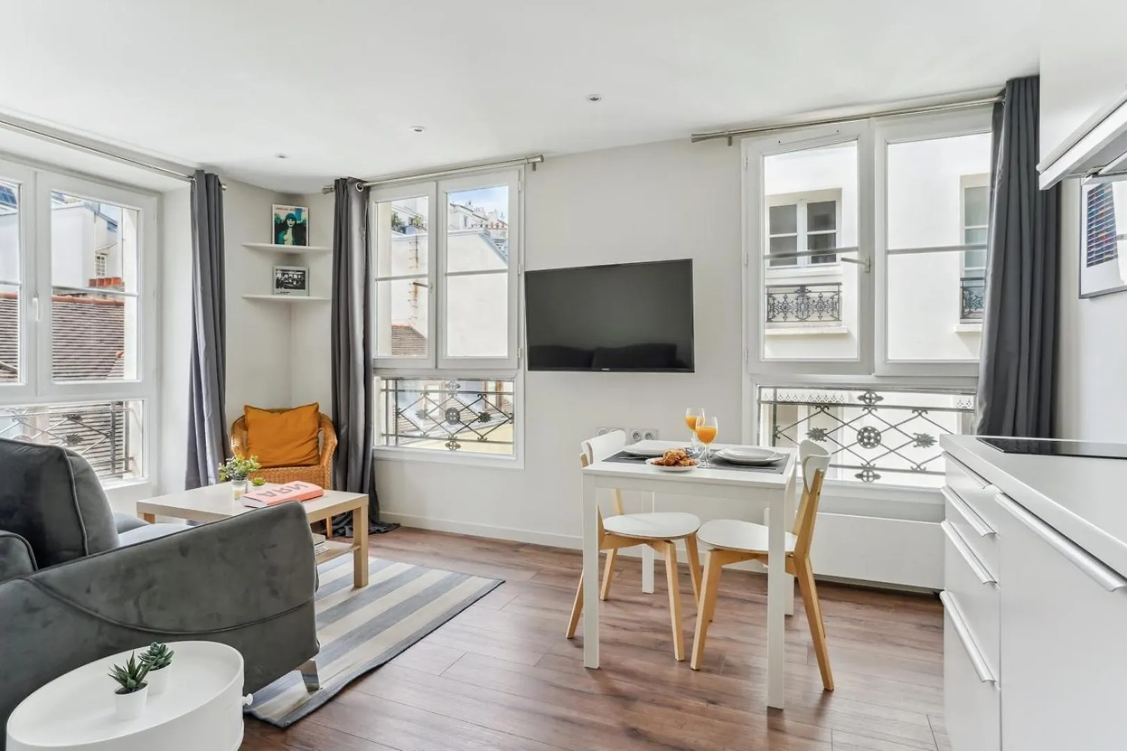 Bnbnook - Cozy 1Br Near Le Marais & Republique Paris France